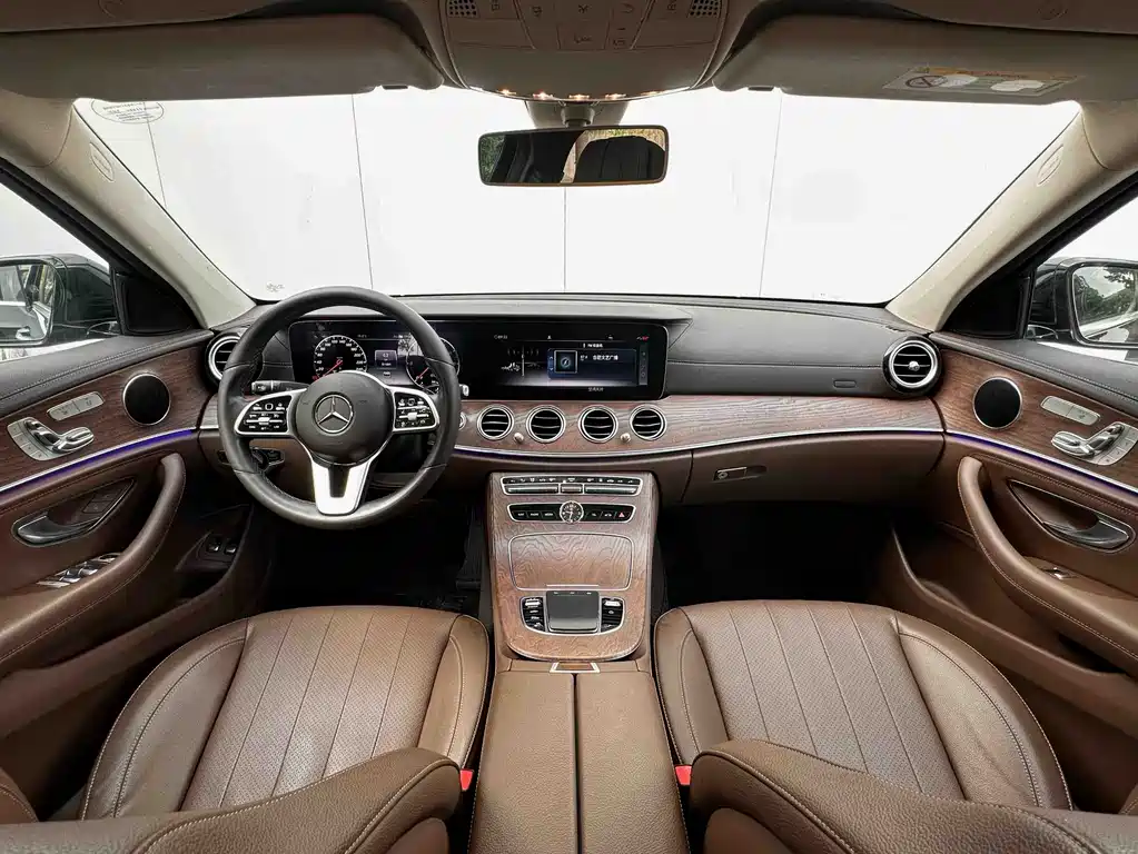 Mercedes-Benz Mercedes-Benz E-Class Hybrid 2020 E 300 e L 2020 - thumbnail 12
