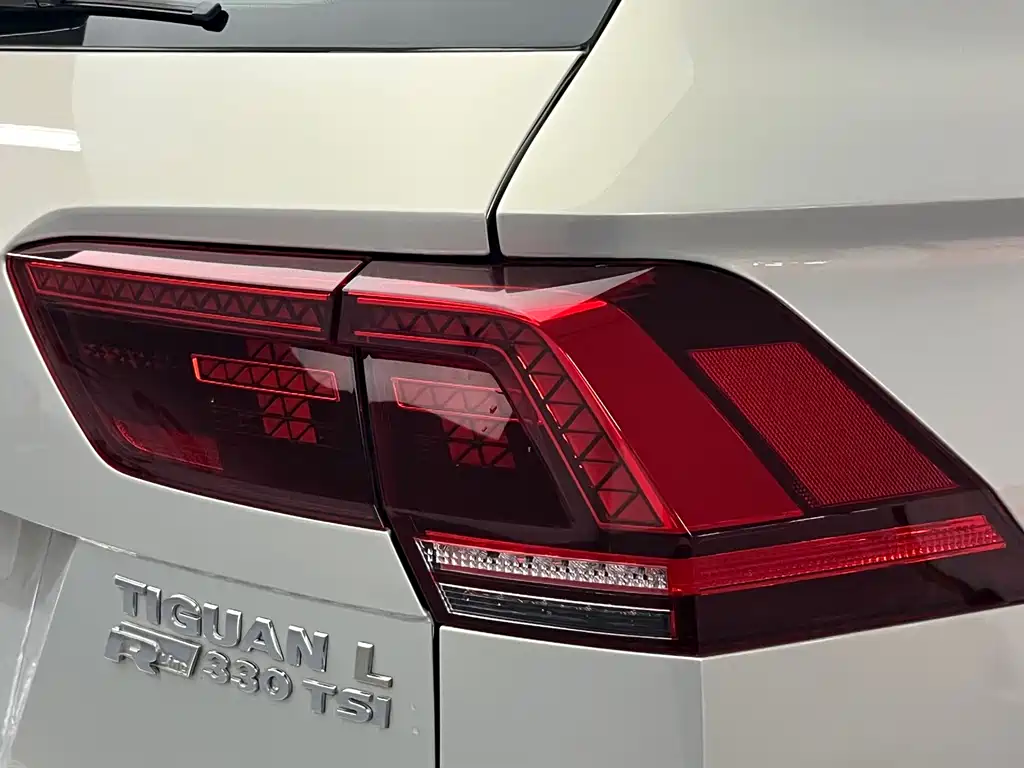 Volkswagen Volkswagen Tiguan L 2017 330TSI Automatic Two-Wheel Drive Flagship Edition 2017 - thumbnail 6