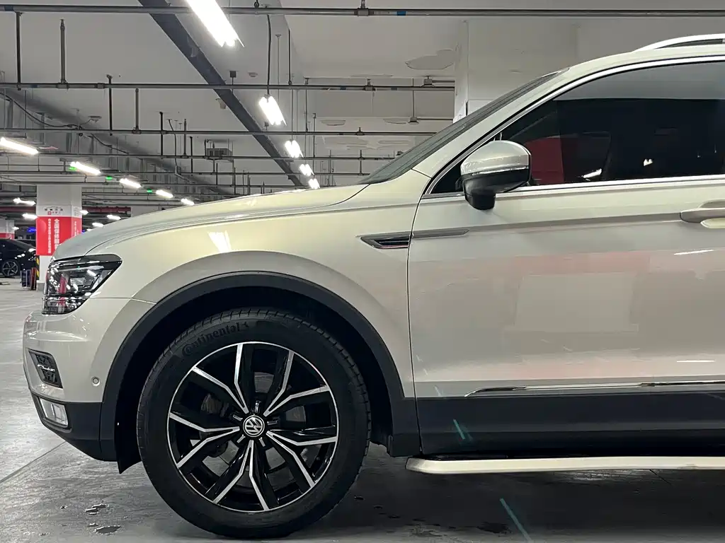 Volkswagen Volkswagen Tiguan L 2017 330TSI Automatic Two-Wheel Drive Flagship Edition 2017 - thumbnail 8