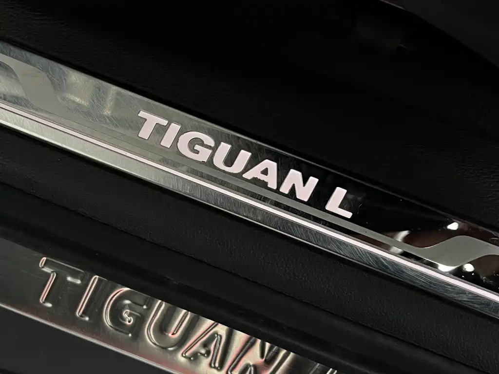 Volkswagen Volkswagen Tiguan L 2017 330TSI Automatic Two-Wheel Drive Flagship Edition 2017 - thumbnail 11