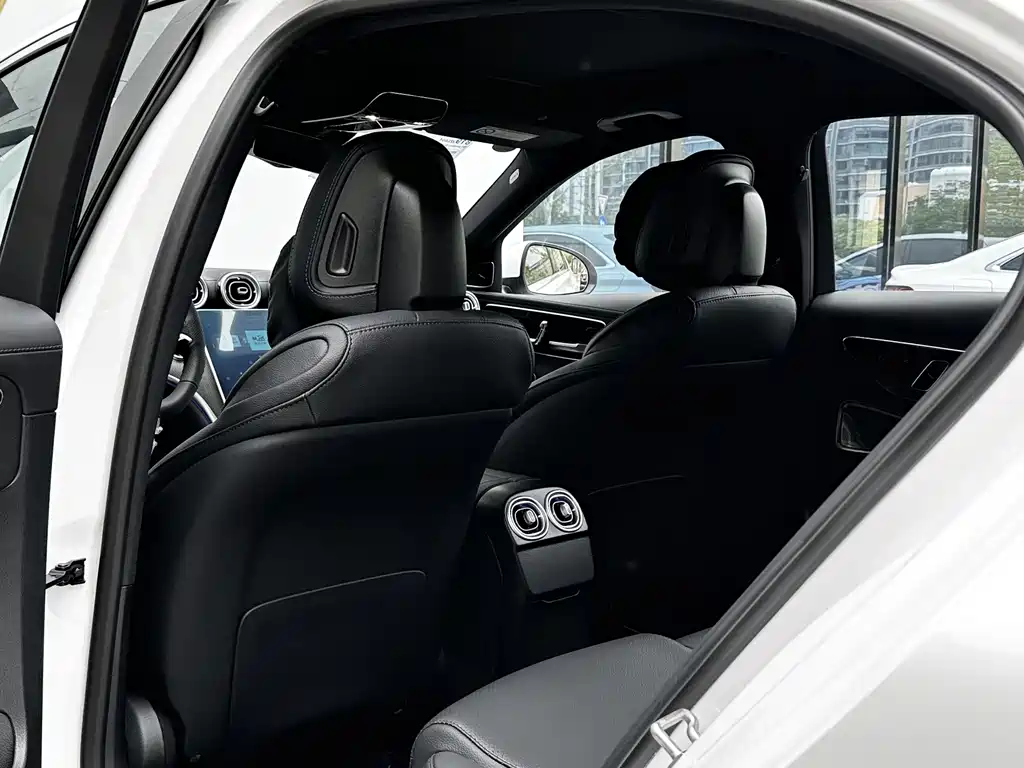 Mercedes-Benz Mercedes-Benz C-Class 2026 C 260 L Sport Edition 2026 - thumbnail 11