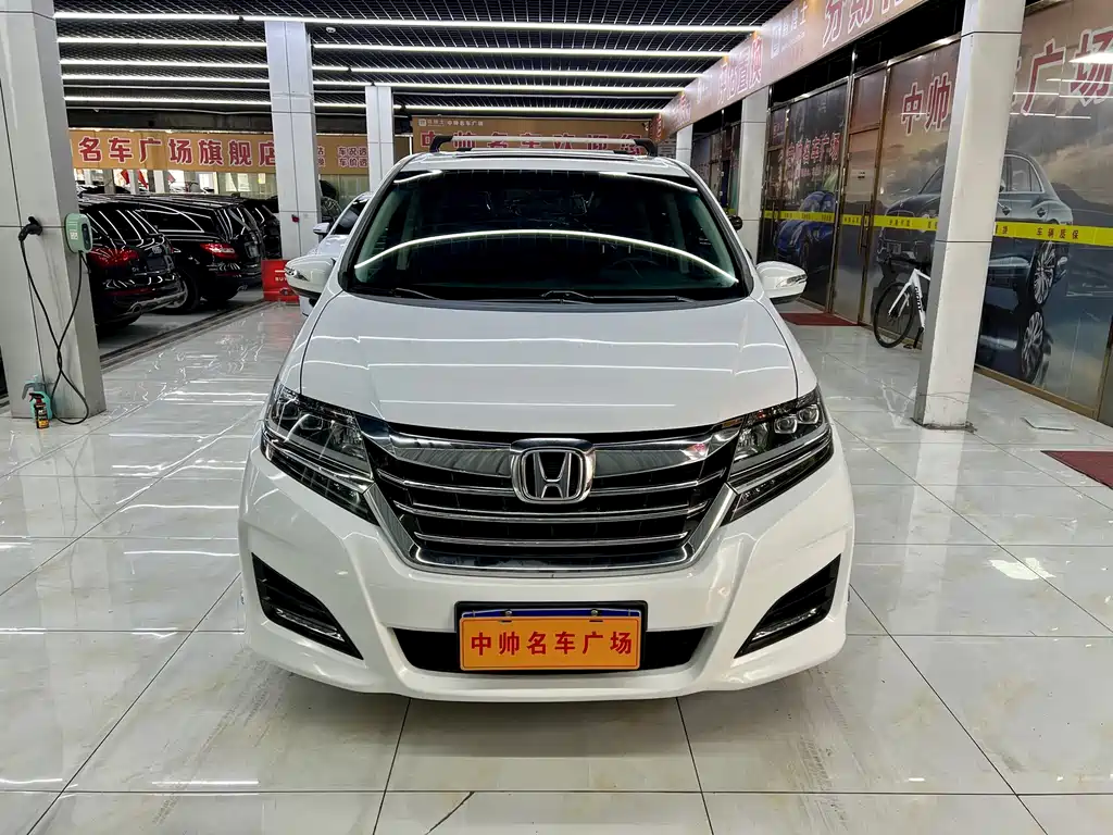 Honda Elisino 2016 2.4L Classic Edition 2016 - thumbnail 2