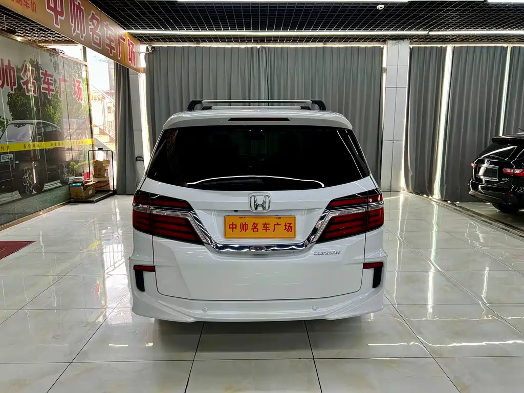 Honda Elisino 2016 2.4L Classic Edition 2016 - thumbnail 5