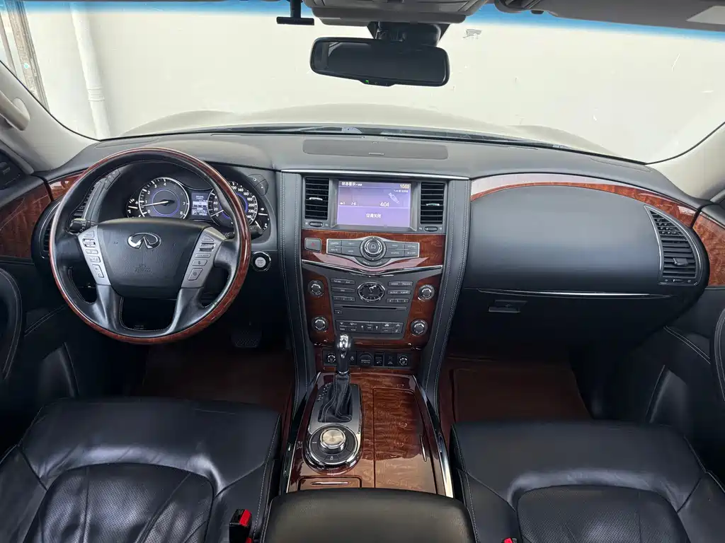Infiniti Infiniti QX80 2016 5.6L 4WD 2018 - thumbnail 9