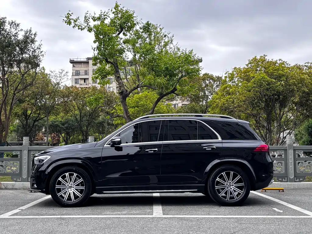 Mercedes-Benz Mercedes-Benz GLE 2025 GLE 350 4MATIC Fashion Edition 2025 - thumbnail 3