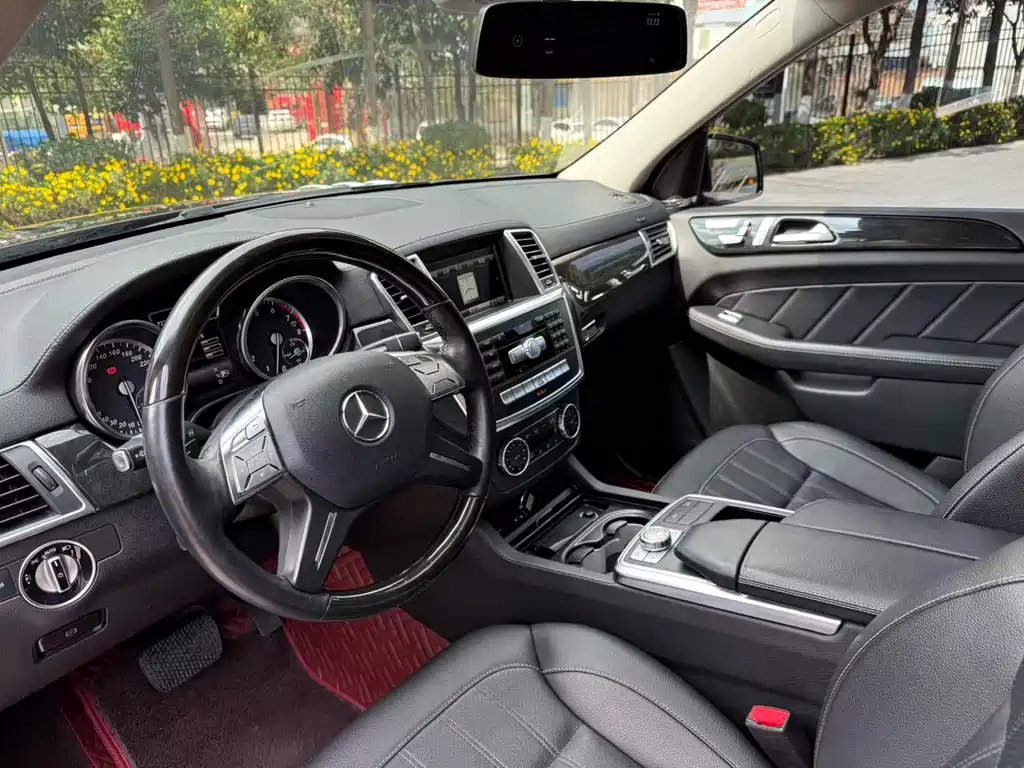 Mercedes-Benz Mercedes-Benz GL-Class 2015 GL 400 4MATIC Luxury 2016 - thumbnail 14