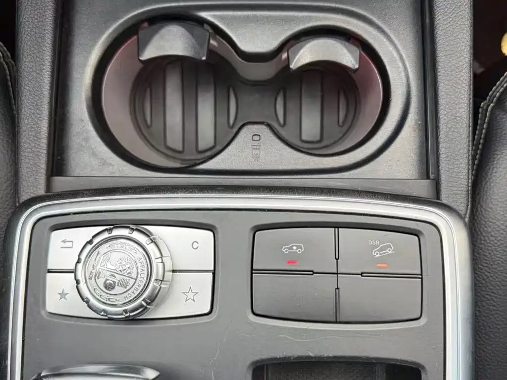 Mercedes-Benz Mercedes-Benz GL-Class 2015 GL 400 4MATIC Luxury 2016 - thumbnail 17