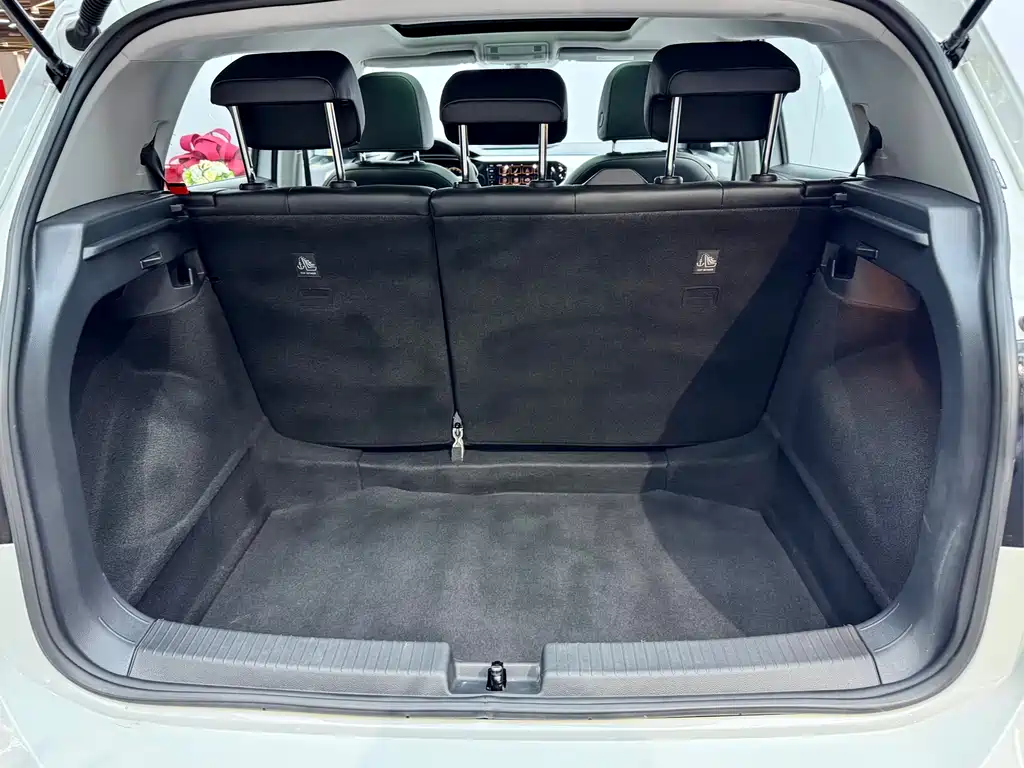 Volkswagen Tanying 2021 1.5L Automatic Joy Smart Link Edition 2023 - thumbnail 19