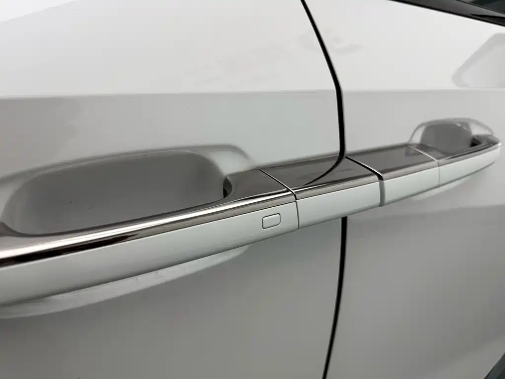GAC Trumpchi GAC Trumpchi M8 2023 Master Series 400T Supreme Edition 2024 - thumbnail 9