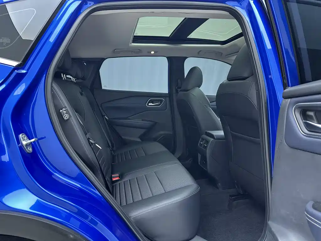 Nissan Nissan Qashqai 2023 1.3T CVT Navigation Edition 2023 - thumbnail 10