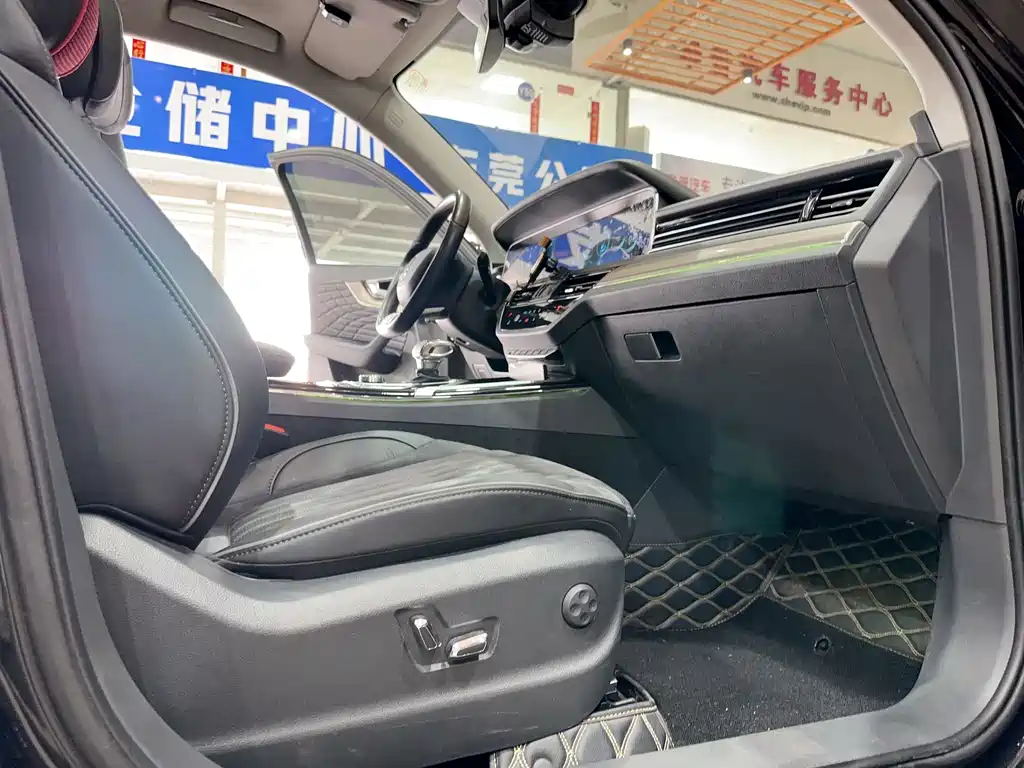 Hongqi Hongqi HS5 2022 Model Facelift 2.0T Smart Connect Flag Enjoy Edition 2022 - thumbnail 8