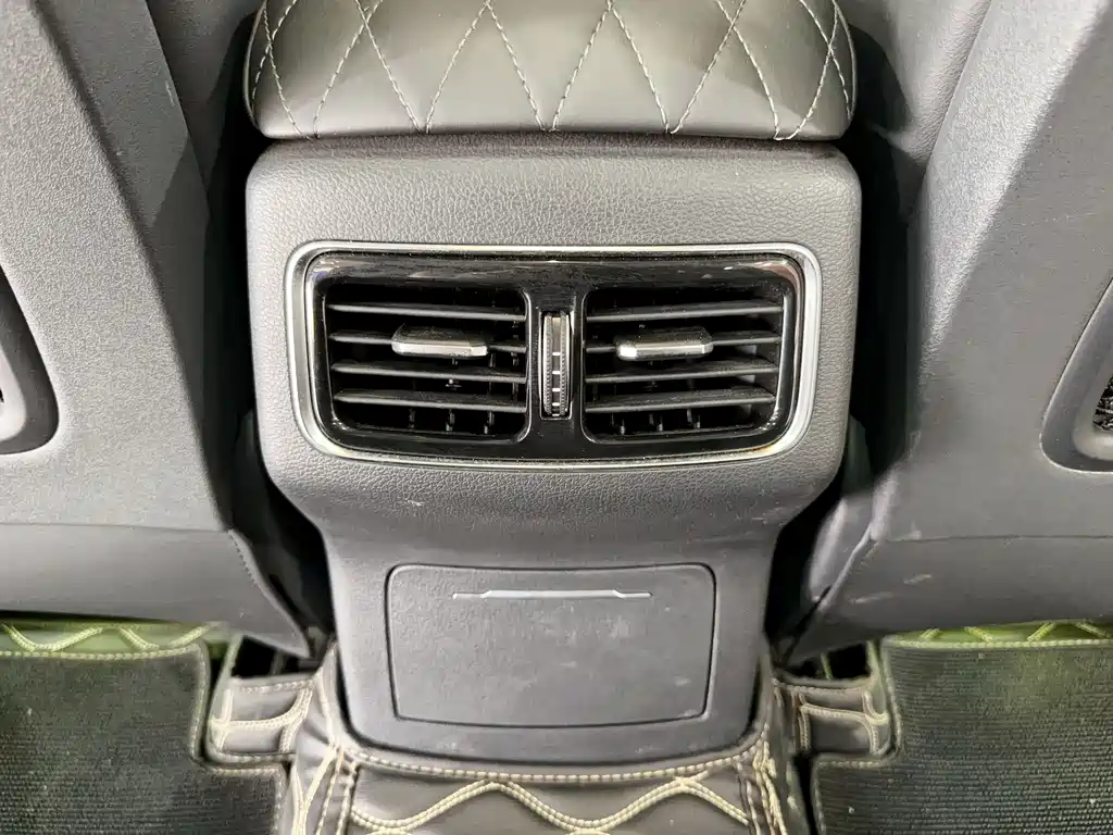 Hongqi Hongqi HS5 2022 Model Facelift 2.0T Smart Connect Flag Enjoy Edition 2022 - thumbnail 18