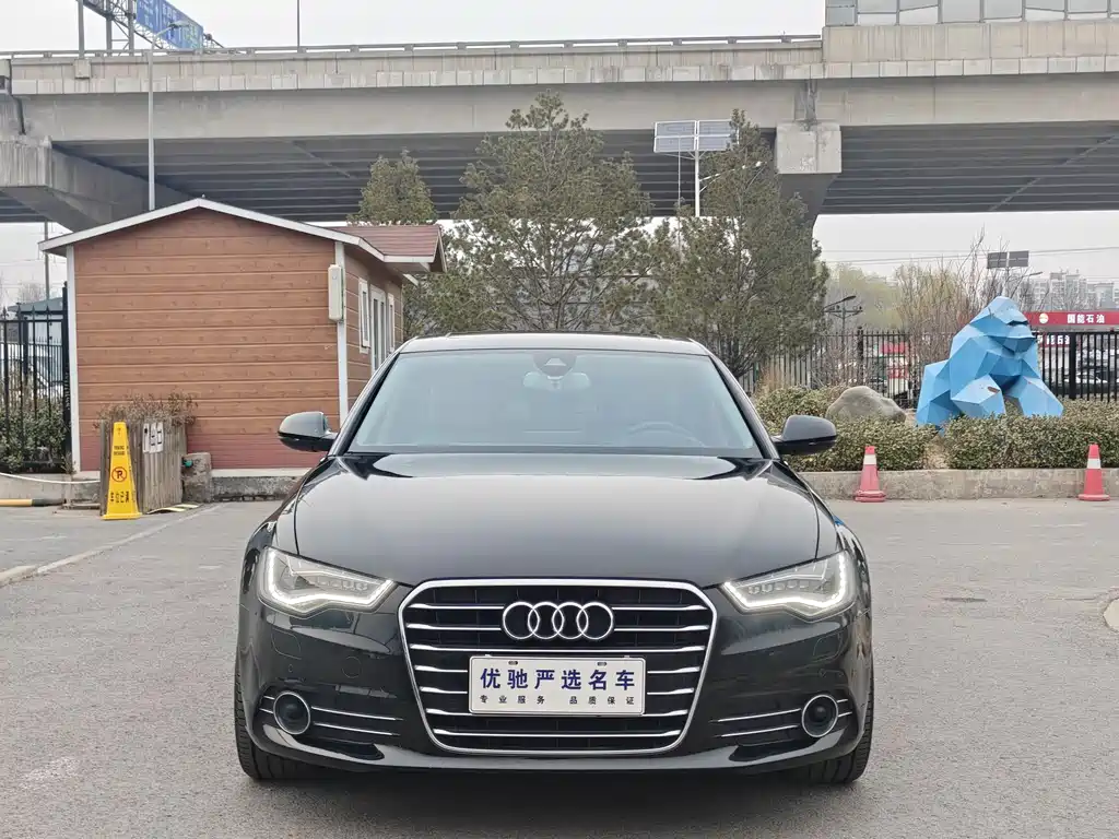 Audi Audi A6L 2014 50 TFSI quattro Luxury Edition 2014 - thumbnail 2