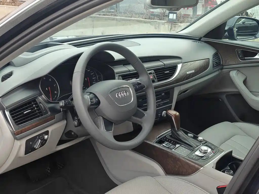 Audi Audi A6L 2014 50 TFSI quattro Luxury Edition 2014 - thumbnail 13