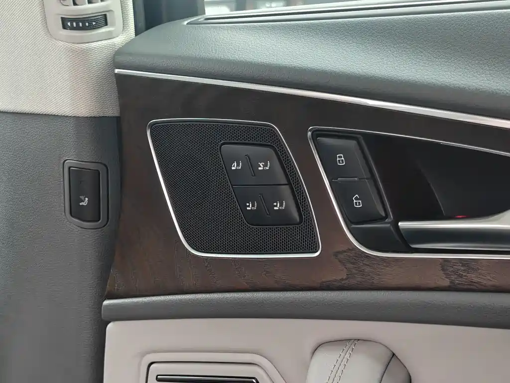 Audi Audi A6L 2014 50 TFSI quattro Luxury Edition 2014 - thumbnail 23