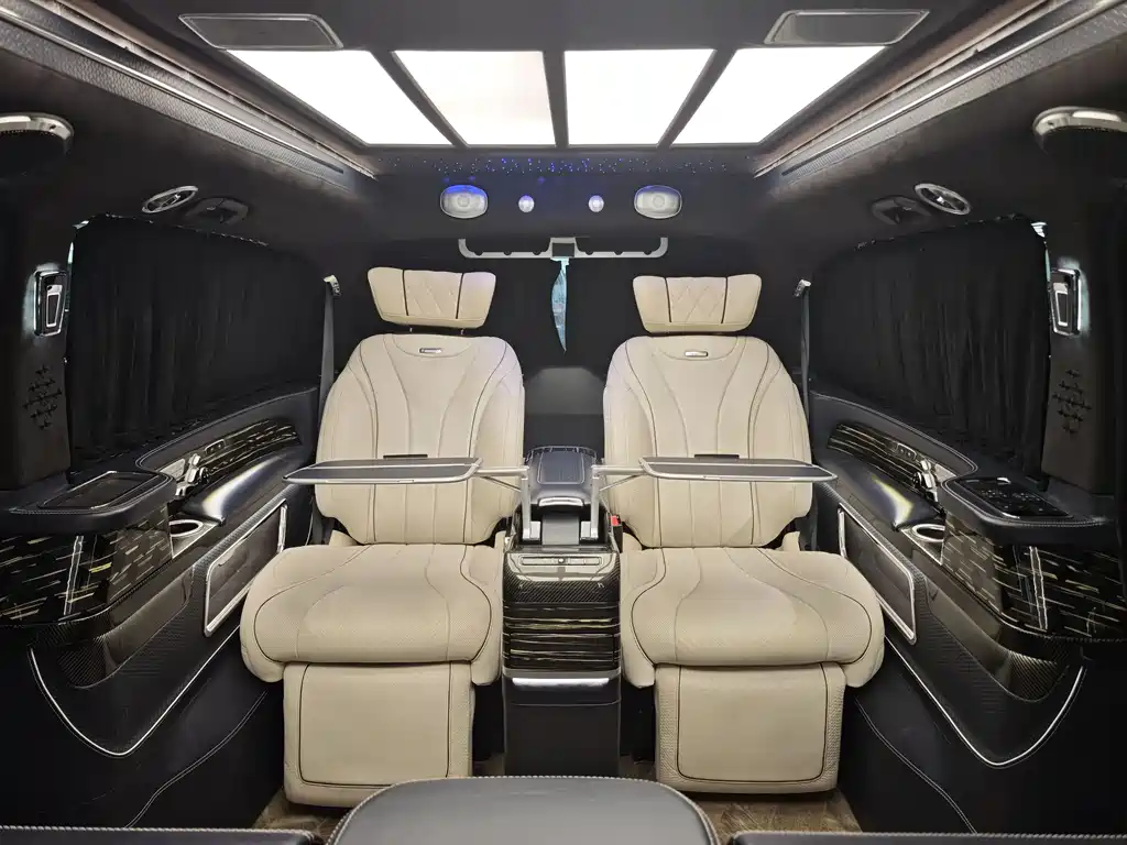 Mercedes-Benz Viano 2021 2.0T High Roof Custom Edition 2021 - thumbnail 8