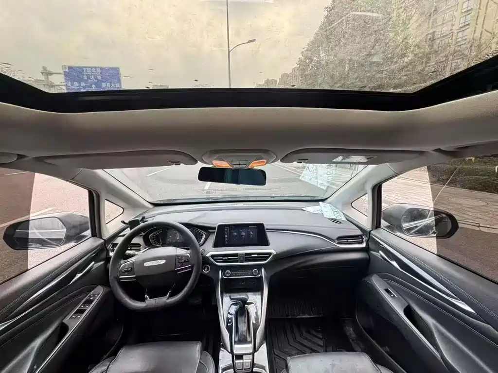 Maxus MAXUS G50 2020 1.5T Automatic Elite Edition 2021 - thumbnail 8