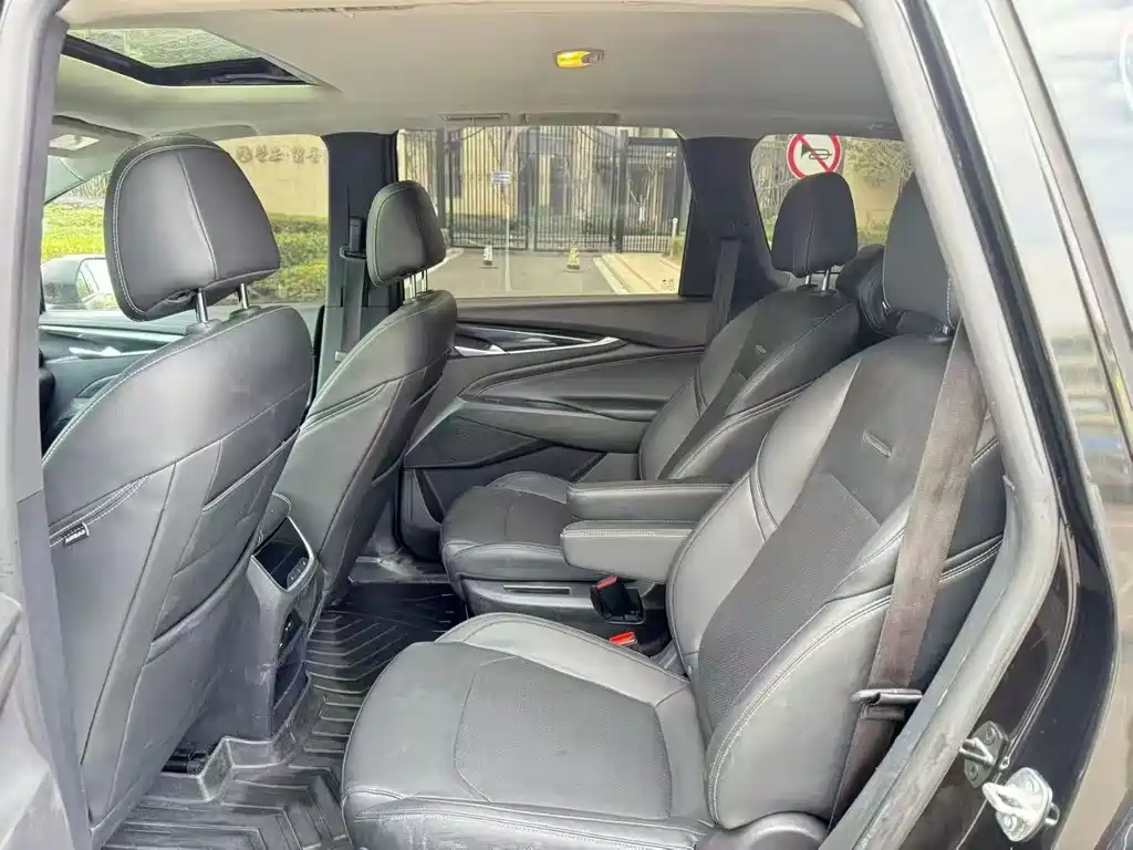 Maxus MAXUS G50 2020 1.5T Automatic Elite Edition 2021 - thumbnail 9