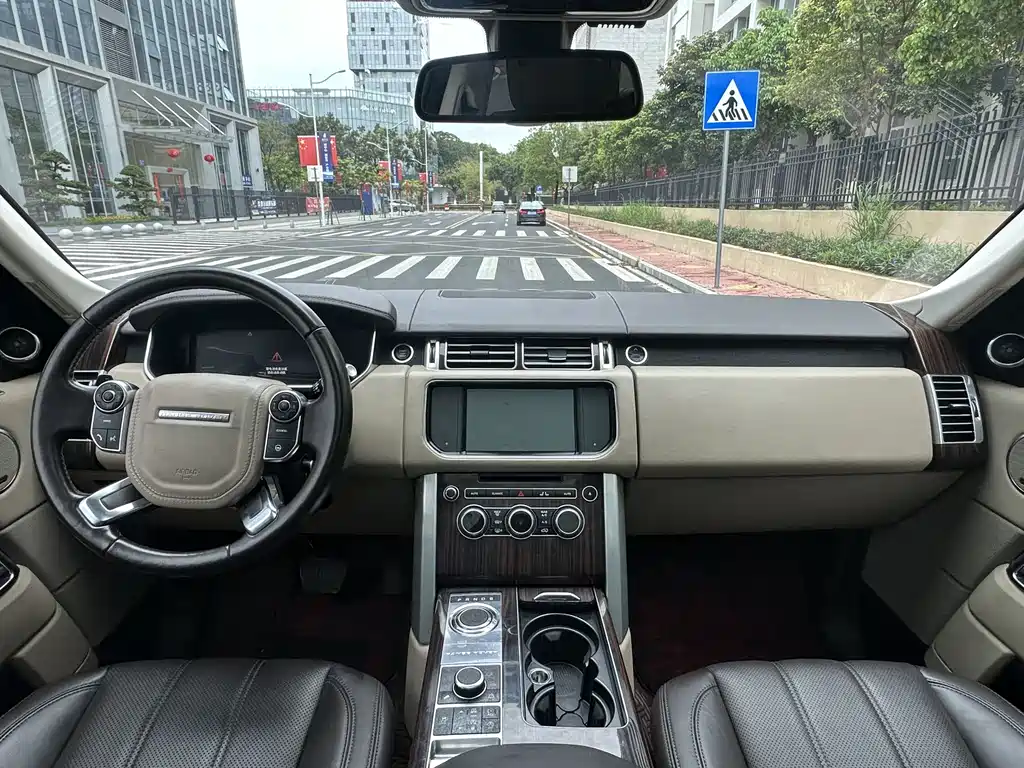 Land Rover Range Rover 2014 3.0 SC V6 Vogue 2014 - thumbnail 8