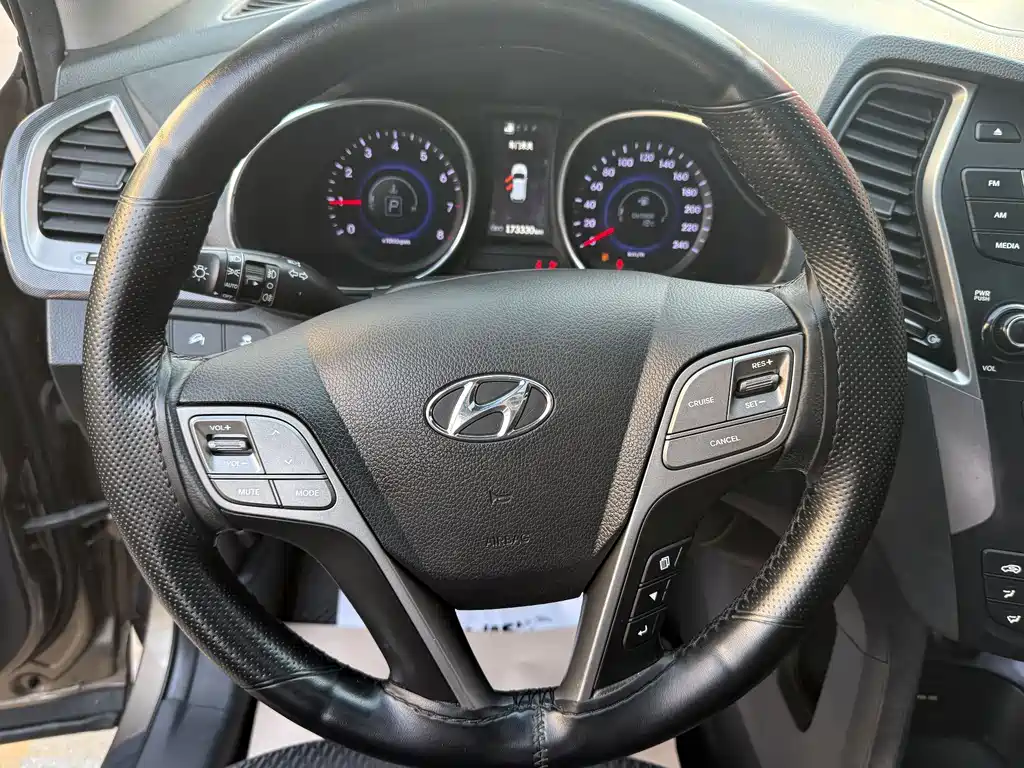 Hyundai Hyundai Santa Fe 2013 2.4L Automatic 2WD Comfort Edition 2014 - thumbnail 7