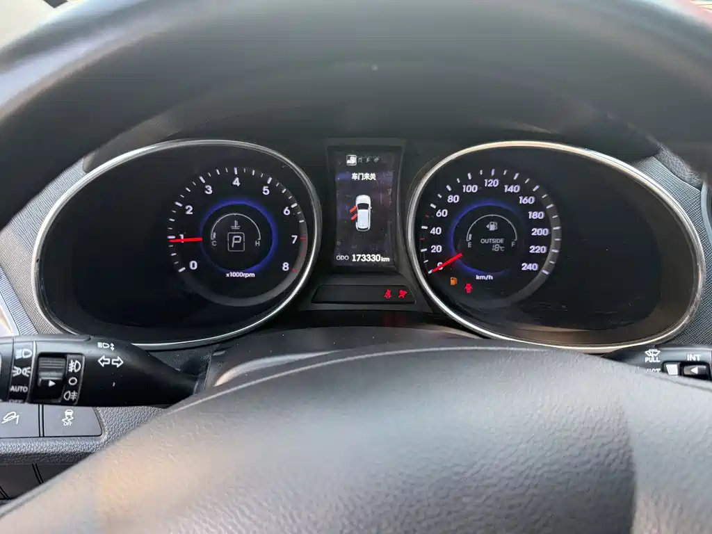Hyundai Hyundai Santa Fe 2013 2.4L Automatic 2WD Comfort Edition 2014 - thumbnail 8