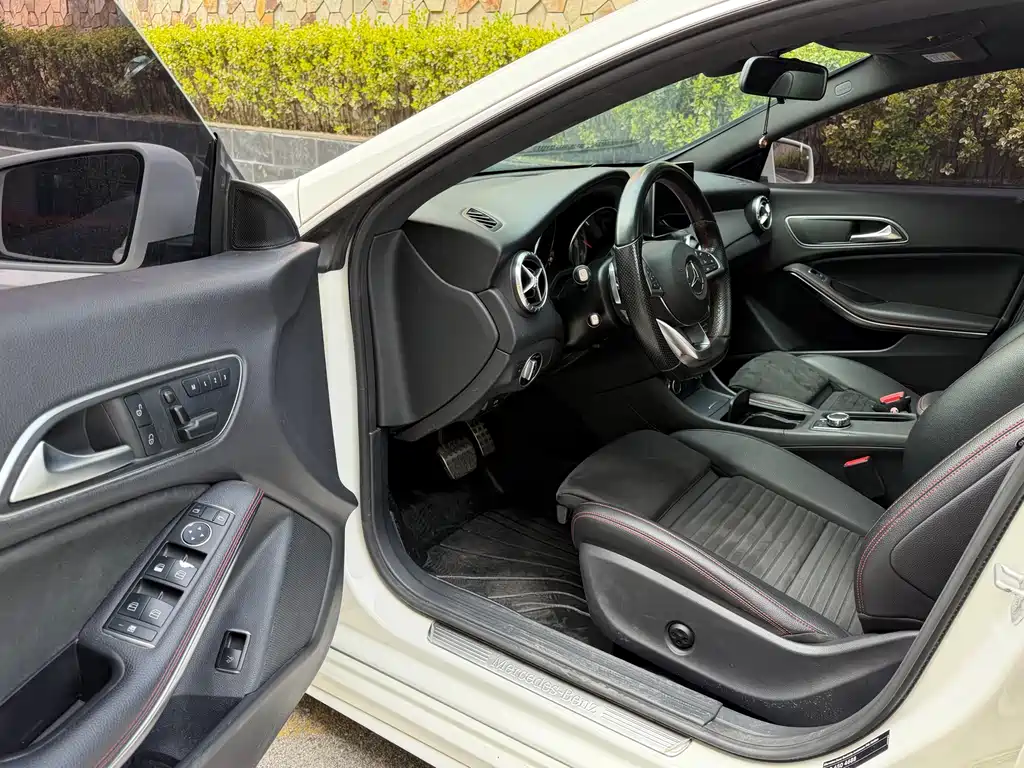 Mercedes-Benz Mercedes-Benz CLA 2015 CLA 220 4MATIC 2016 - thumbnail 5