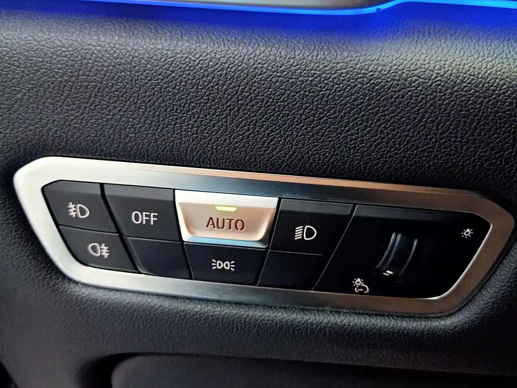 BMW BMW X5 xDrive30i M Sport Package (2021 Model Year) 2021 - thumbnail 12