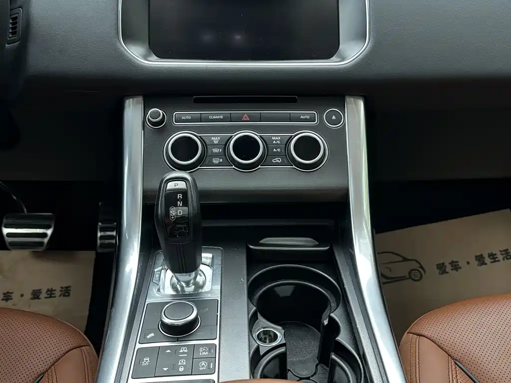 Land Rover Range Rover Sport 2017 3.0 SC V6 HSE DYNAMIC 2017 - thumbnail 8