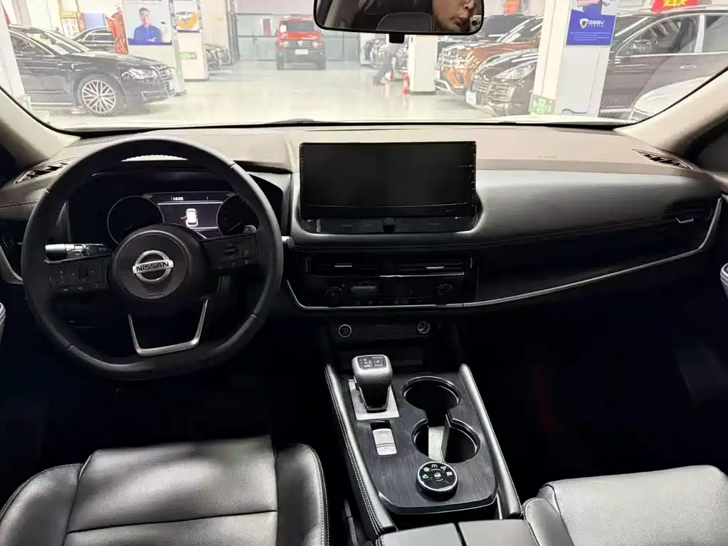 Nissan Nissan X-Trail 2021 VC-Turbo 300 CVT 4WD Premium Edition 7-seater 2022 - thumbnail 8