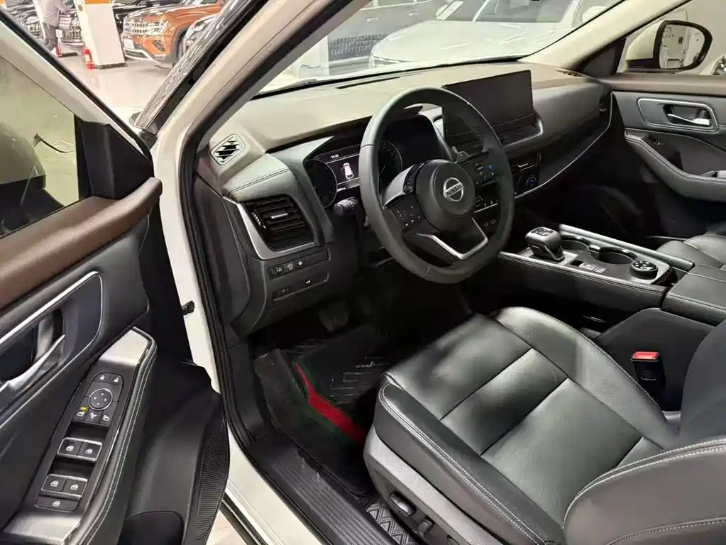 Nissan Nissan X-Trail 2021 VC-Turbo 300 CVT 4WD Premium Edition 7-seater 2022 - thumbnail 9