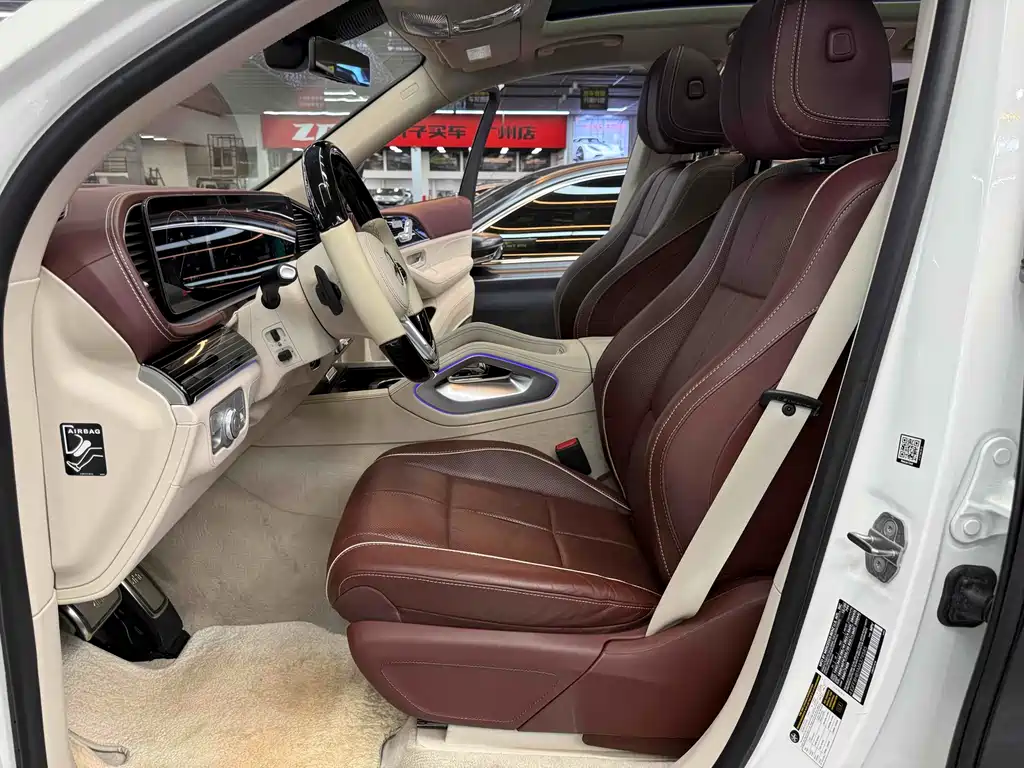 Mercedes-Benz Mercedes-Maybach GLS 2021 GLS 600 4MATIC Landaulet 2022 - thumbnail 6