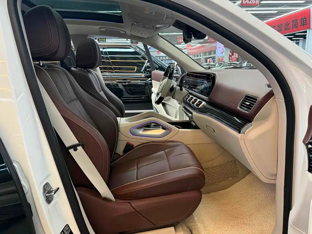 Mercedes-Benz Mercedes-Maybach GLS 2021 GLS 600 4MATIC Landaulet 2022 - thumbnail 15