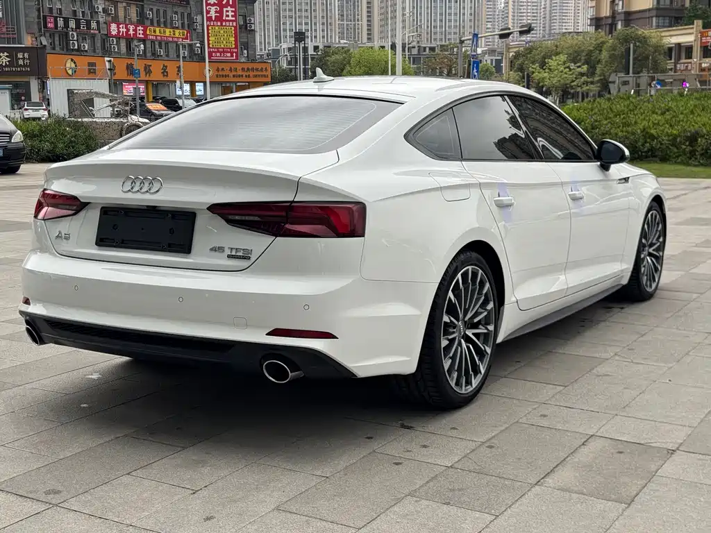 Audi Audi A5 Import 2017 Sportback 45 TFSI quattro Sport Edition 2018 - thumbnail 5