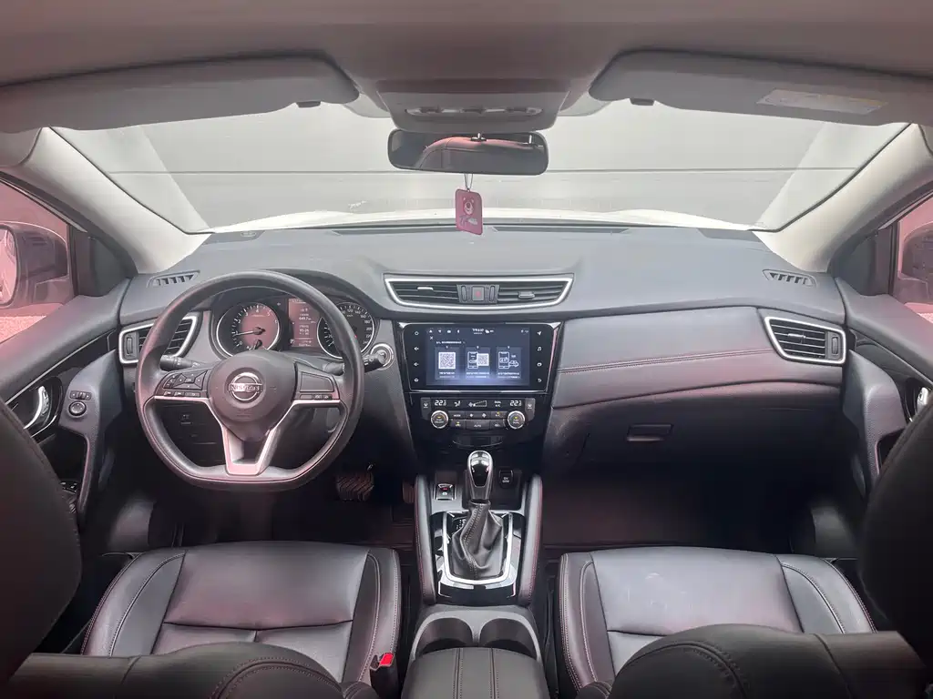 Nissan Nissan Qashqai 2023 Classic 2.0L CVT XV Comfort Edition 2023 - thumbnail 4