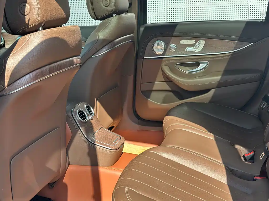 Mercedes-Benz Mercedes-Benz E-Class 2023 E 300 L Luxury Model 2023 - thumbnail 10