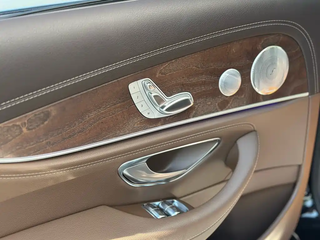 Mercedes-Benz Mercedes-Benz E-Class 2023 E 300 L Luxury Model 2023 - thumbnail 26