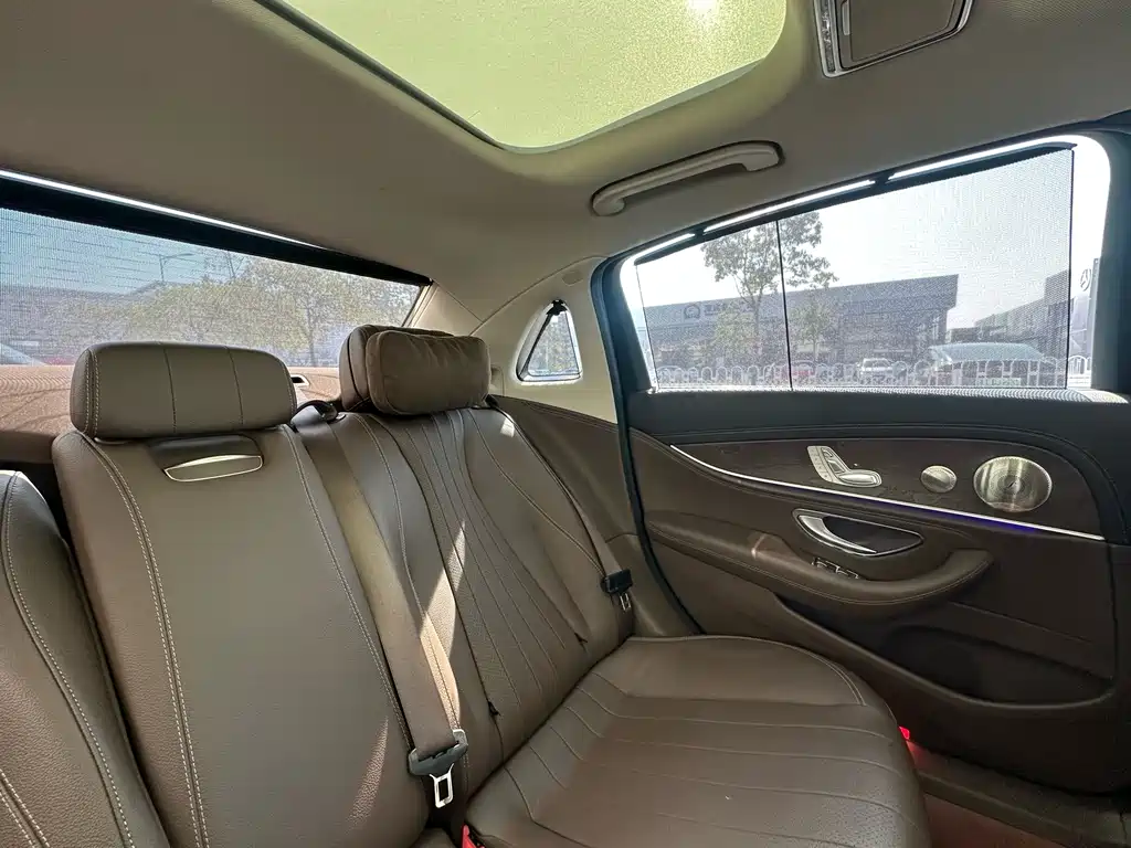 Mercedes-Benz Mercedes-Benz E-Class 2023 E 300 L Luxury Model 2023 - thumbnail 27