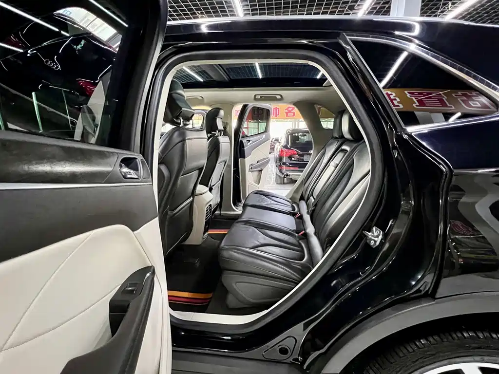 Lincoln Lincoln MKC 2019 2.0T FWD Select Version VI 2019 - thumbnail 13