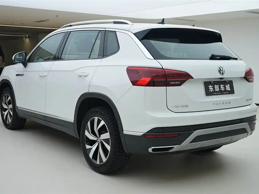 Volkswagen Tayron 2020 330TSI Two-Wheel Drive Luxury Intelligent Connection Edition 2021 - thumbnail 4