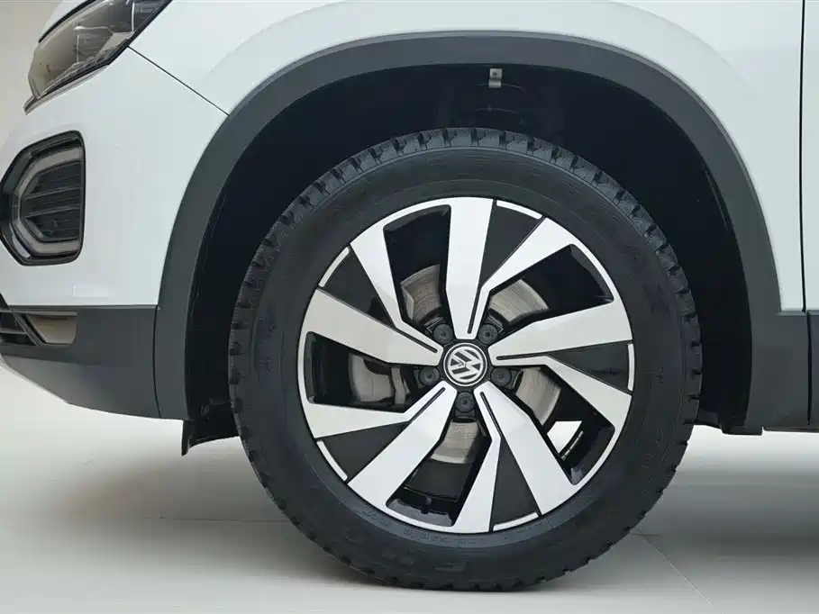 Volkswagen Tayron 2020 330TSI Two-Wheel Drive Luxury Intelligent Connection Edition 2021 - thumbnail 14