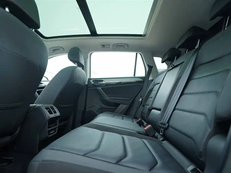 Volkswagen Tayron 2020 330TSI Two-Wheel Drive Luxury Intelligent Connection Edition 2021 - thumbnail 20