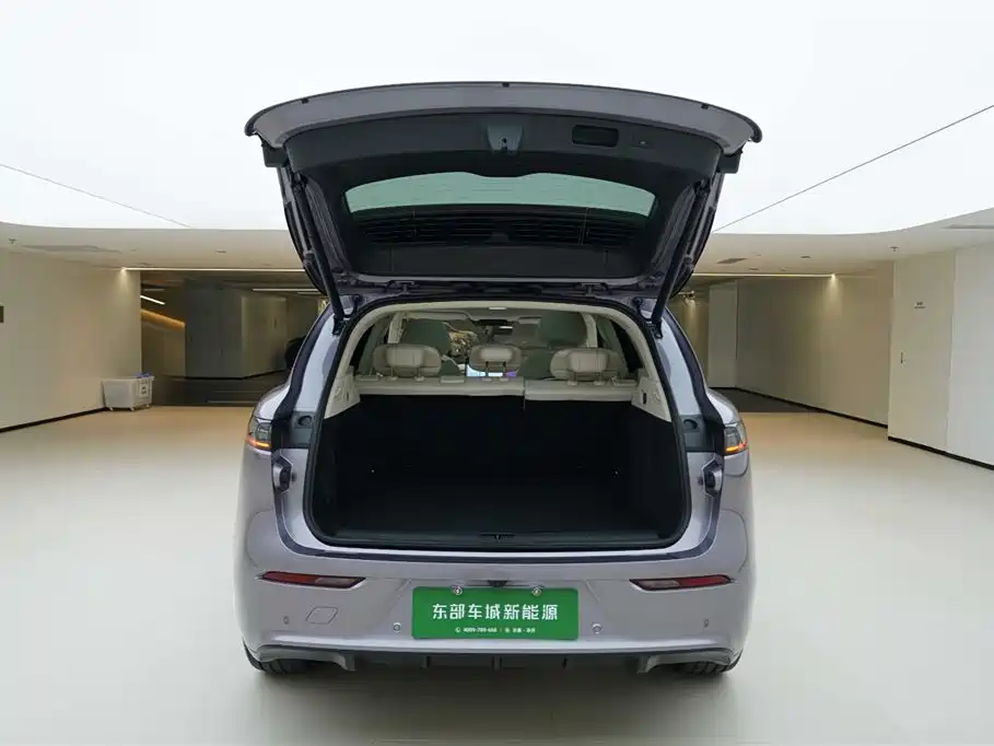 Voynah Automobile Lantu FREE 2025 FREE+ AWD Qiankun Edition 2026 - thumbnail 6