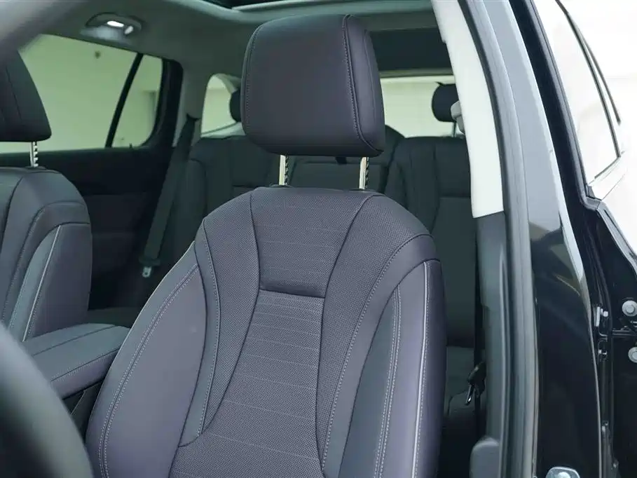 Buick Buick Envision Plus 2026 Envision Plus 28T AWD Platinum Edition 2026 - thumbnail 12
