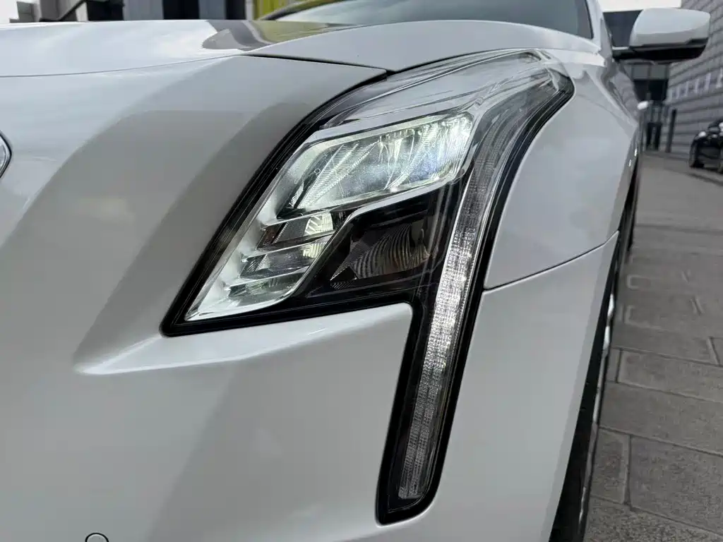 Cadillac Cadillac CT6 2017 28T Luxury 2018 - thumbnail 29