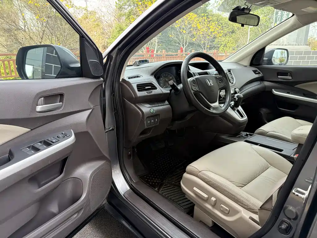 Honda Honda CR-V 2013 2.4L AWD Touring NAVI Edition 2013 - thumbnail 4