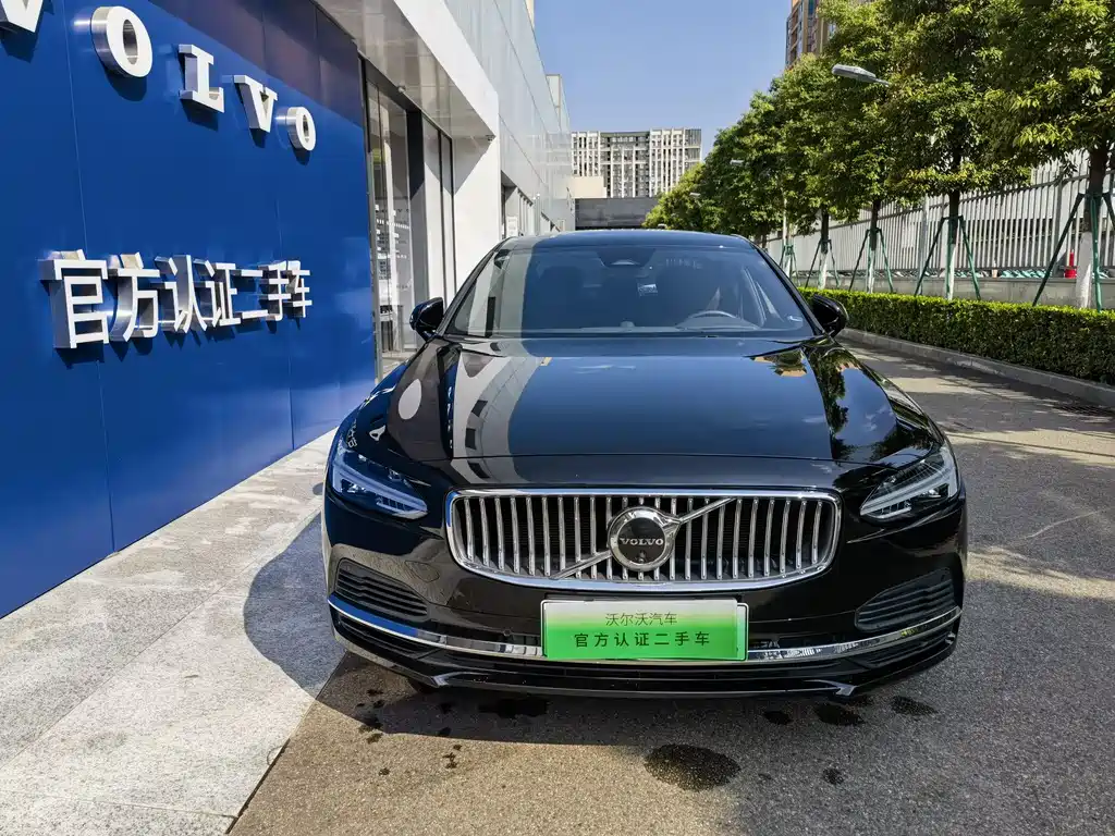 Volvo Volvo S90 Plug-in Hybrid 2024 Model T8 AWD Long Range Intelligent Luxury Version 2023 - thumbnail 2