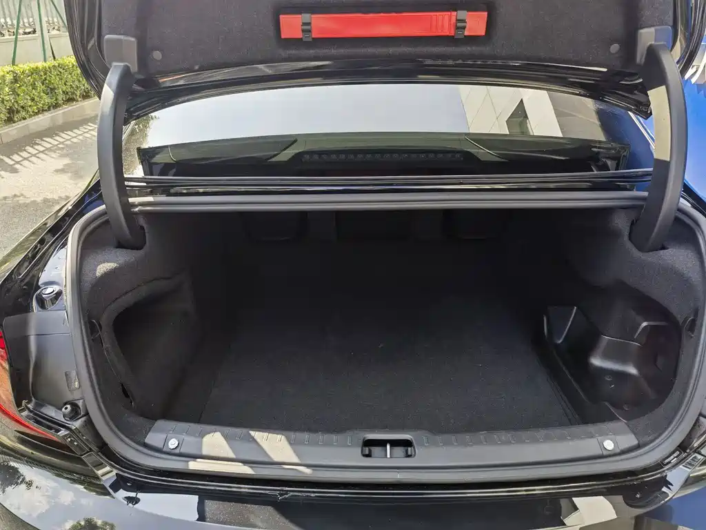 Volvo Volvo S90 Plug-in Hybrid 2024 Model T8 AWD Long Range Intelligent Luxury Version 2023 - thumbnail 7