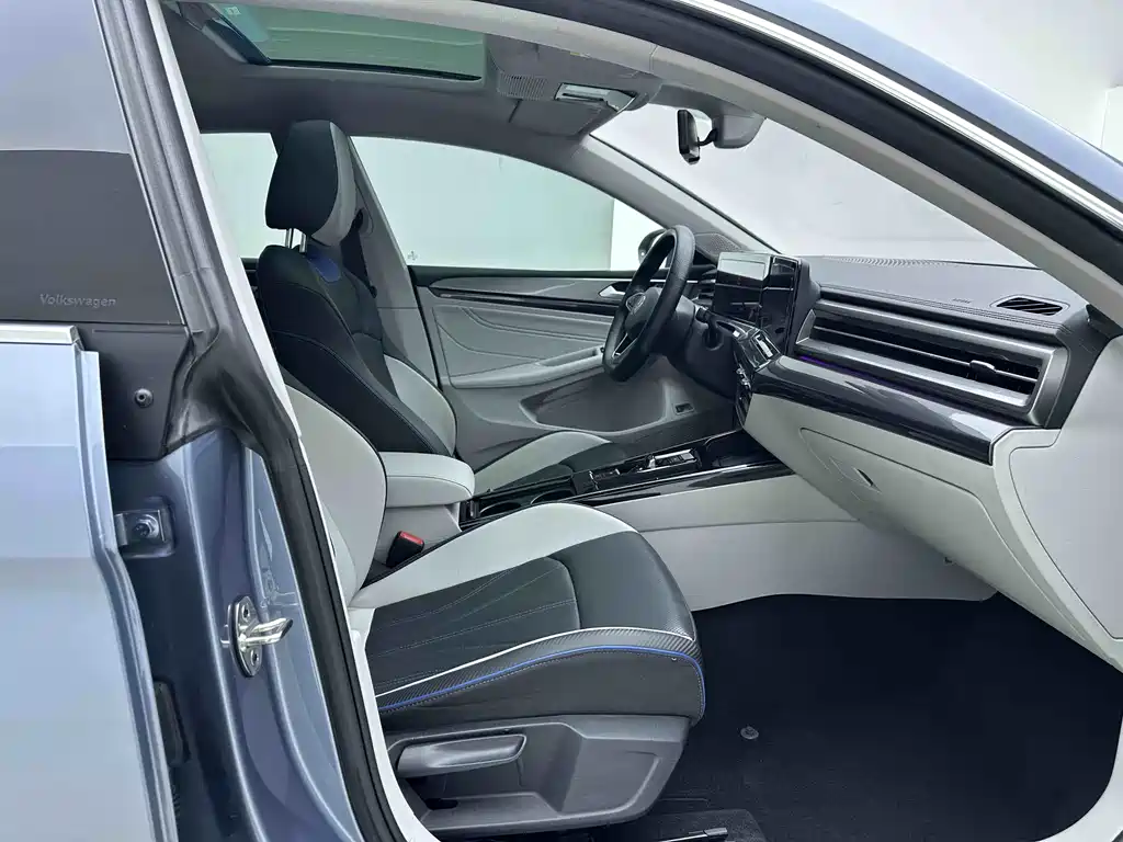 Volkswagen Vento 2022 Vento L 280TSI DSG Cool辣 Edition 2022 - thumbnail 10
