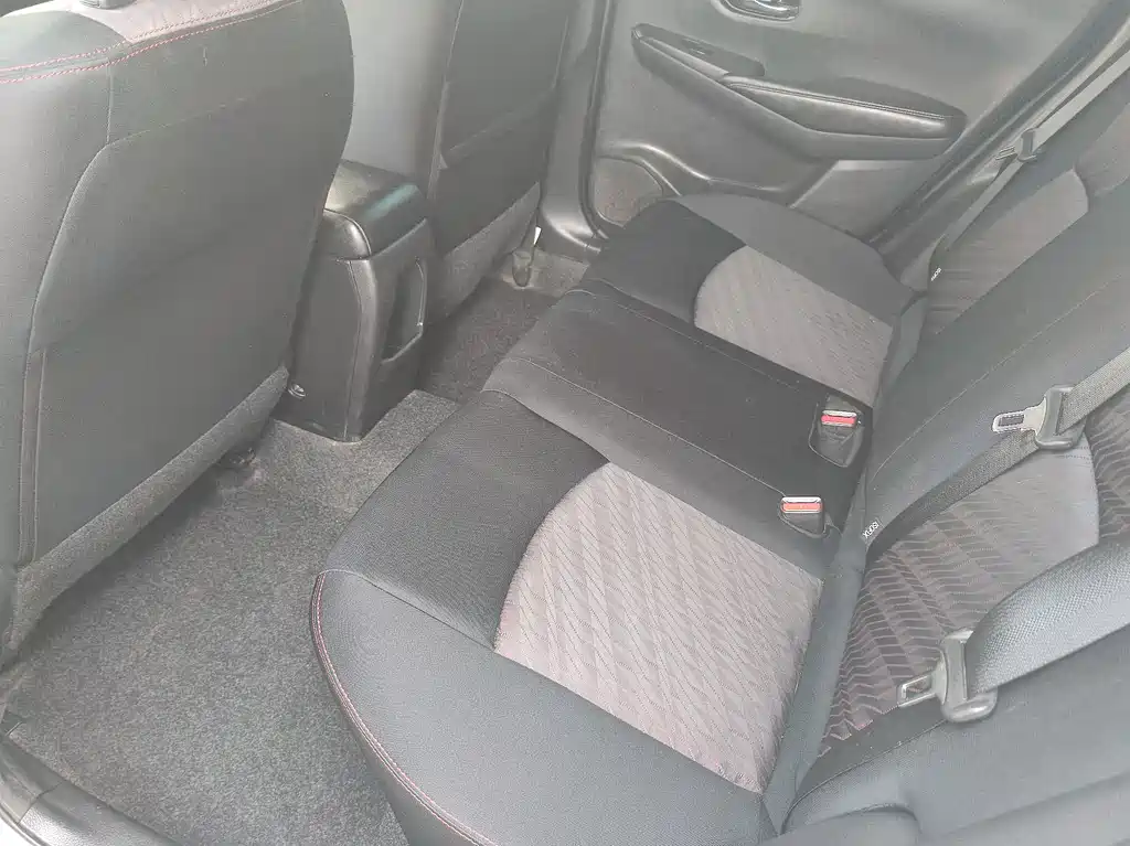 Nissan Nissan Bluebird 2019 1.6L CVT Xuan Ku Edition VI 2020 - thumbnail 5