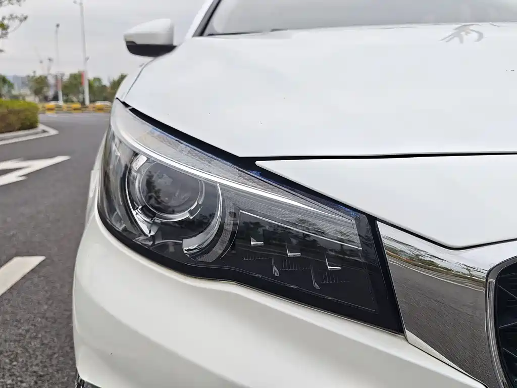 MG MG6 2019 20T Automatic Starlight Edition 2020 - thumbnail 11